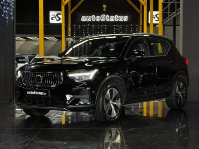 Volvo XC 40 2023 - 33490 EUR, 72063 km - AUTO.MOTO.pt - 72063km - foto 7 de 35