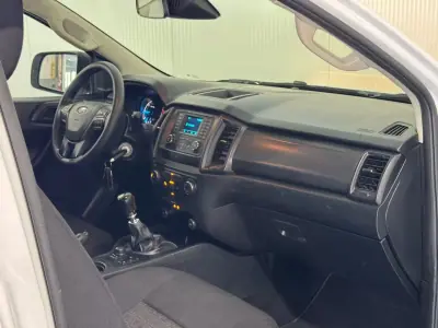 Ford 2021 - 29990 EUR, 72490 km - AUTO.MOTO.pt - 72490km - foto 15 de 19