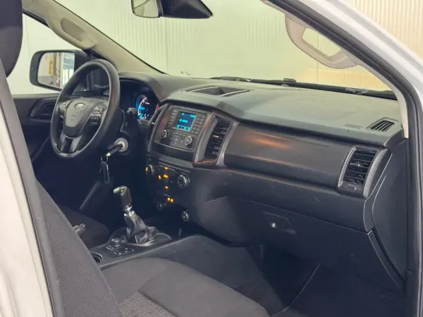 Ford 2021 - 29990 EUR, 72490 km - AUTO.MOTO.pt - 72490km - foto 15 de 19