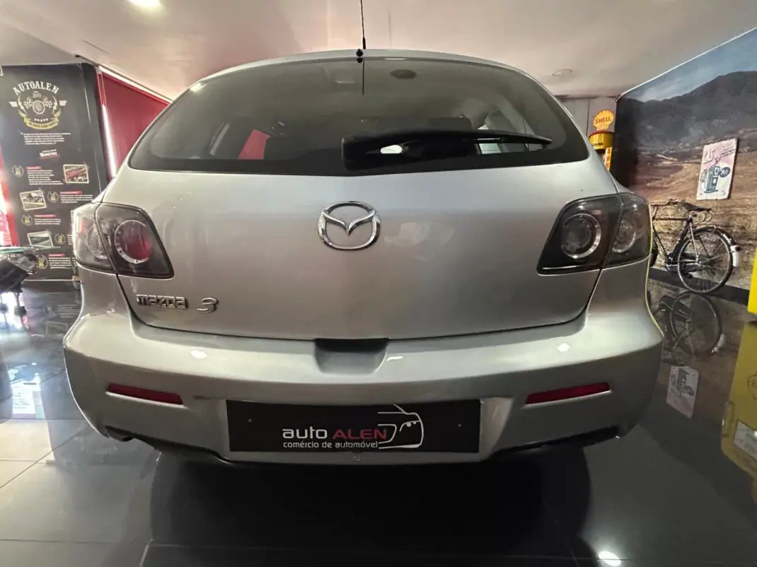 Mazda 3 2008 - 5990 EUR, 257327 km - 257327km - foto 5 de 18