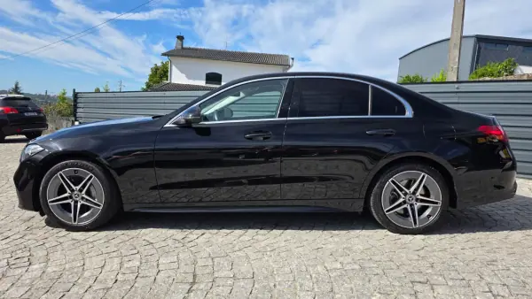 Mercedes-Benz C 300 de 4Matic 9G-TRONIC Edition AMG Line 2024 Híbrido Plug-In
