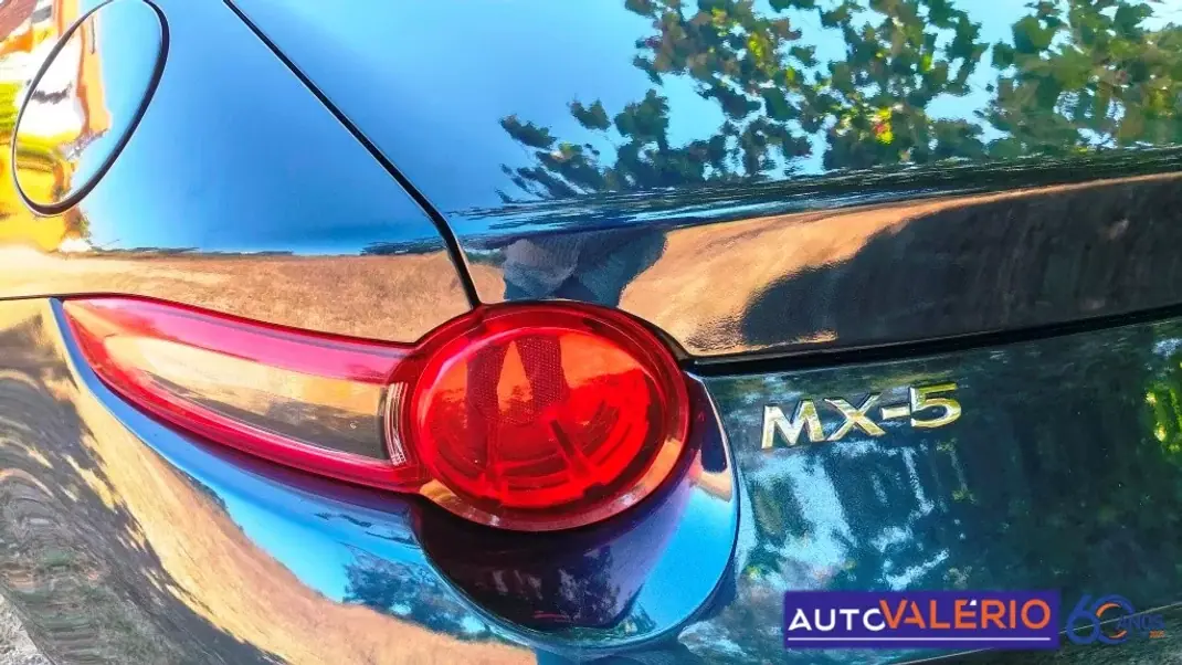 Mazda MX-5 2022 - 27950 EUR, 70262 km - 70262km - foto 10 de 31