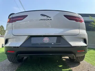 Jaguar I-Pace 2018 - 27900 EUR, 113000 km - AUTO.MOTO.pt - 113000km - foto 16 de 59