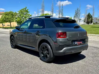 Citroën C4 Cactus 2018 - 9870 EUR, 89500 km - AUTO.MOTO.pt - 89500km - foto 9 de 47