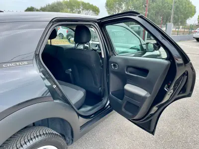 Citroën C4 Cactus 2018 - 14950 EUR, 108880 km - AUTO.MOTO.pt - 108880km - foto 27 de 34