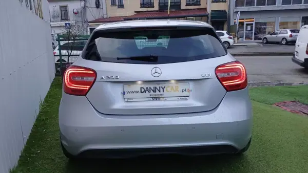 Mercedes-Benz A 200 2014 - 15990 EUR, 206000 km - AUTO.MOTO.pt - 206000km - foto 7 de 16