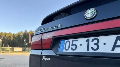 Alfa Romeo 155 1992 - 9999 EUR, 159000 km - AUTO.MOTO.pt - 159000km - foto 13 de 17
