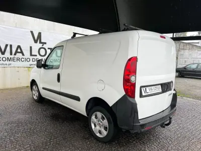 Fiat Doblo 2014 - 8500 EUR, 262300 km - AUTO.MOTO.pt - 262300km - foto 6 de 7