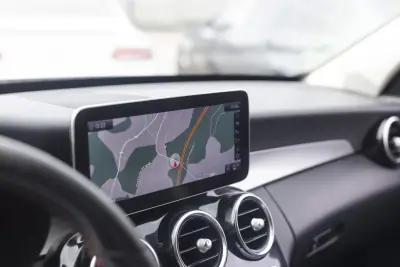 Mercedes-Benz C 180 2019 - 21900 EUR, 186430 km - AUTO.MOTO.pt - 186430km - foto 19 de 36