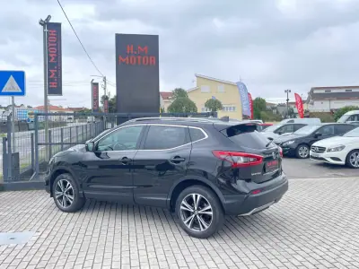 Nissan Qashqai 2018 - 19300 EUR, 148000 km - AUTO.MOTO.pt - 148000km - foto 3 de 11