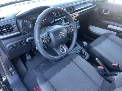 Citroën C3 2017 - 10900 EUR, 89000 km - AUTO.MOTO.pt - 89000km - foto 5 de 12
