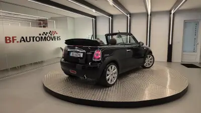 MINI Cooper 2010 - 9900 EUR, 144067 km - AUTO.MOTO.pt - 144067km - foto 17 de 56