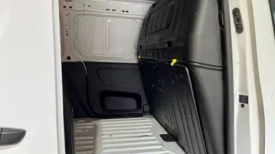 Citroën Berlingo 1.5 Bluehdi M Clube 102cv 2020 - 9747 EUR, 132000 km - AUTO.MOTO.pt - 132000km - foto 6 de 7