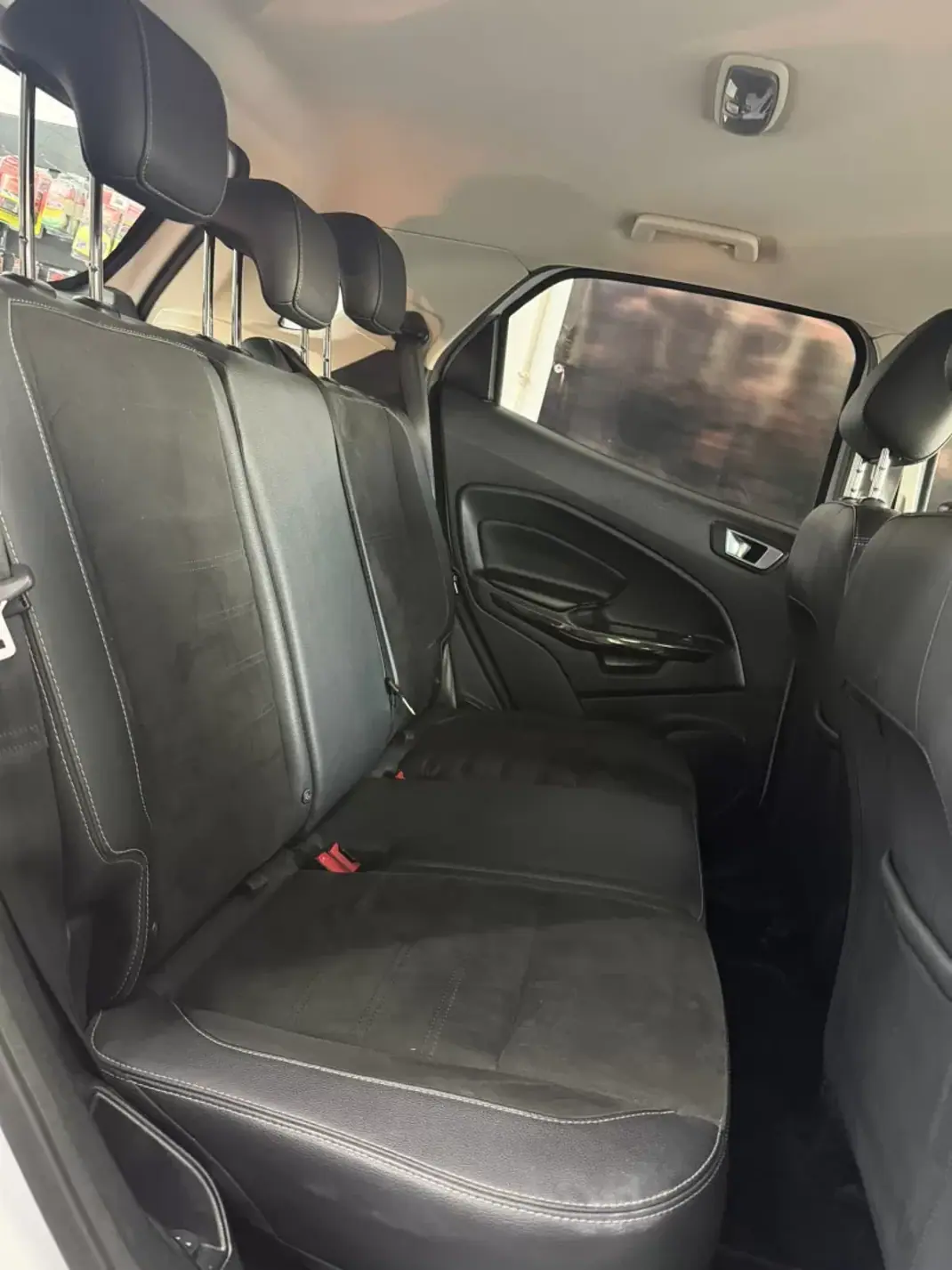 Ford EcoSport 2019 - 14900 EUR, 137000 km - AUTO.MOTO.pt - 137000km - foto 13 de 14