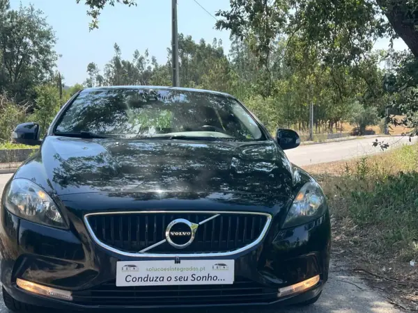 Volvo V40 2017 - 15900 EUR, 120000 km - AUTO.MOTO.pt - 120000km - foto 12 de 39