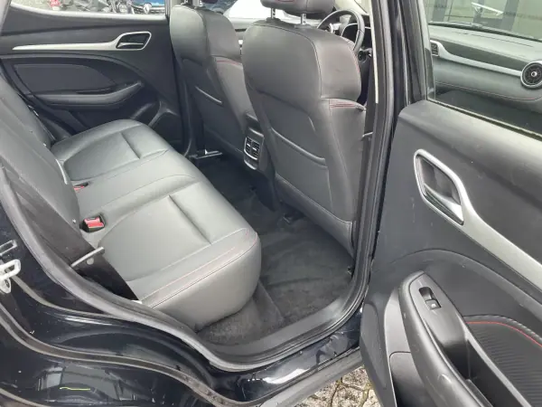 MG ZS 2021 - 22800 EUR, 59624 km - AUTO.MOTO.pt - 59624km - foto 16 de 31