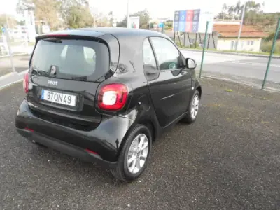 Smart ForFour 2015 - 8750 EUR, 84129 km - AUTO.MOTO.pt - 84129km - foto 6 de 12