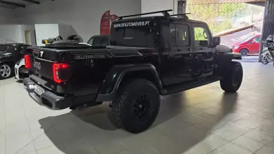 Jeep Gladiator 2021 — foto 4 de 61