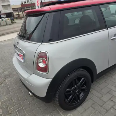 MINI 3 Portas 2011 - 11850 EUR, 158400 km - AUTO.MOTO.pt - 158400km - foto 15 de 24