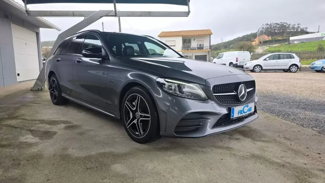 Mercedes-Benz C 300 2021 - 27900 EUR, 186885 km - AUTO.MOTO.pt - 186885km - foto 4 de 30
