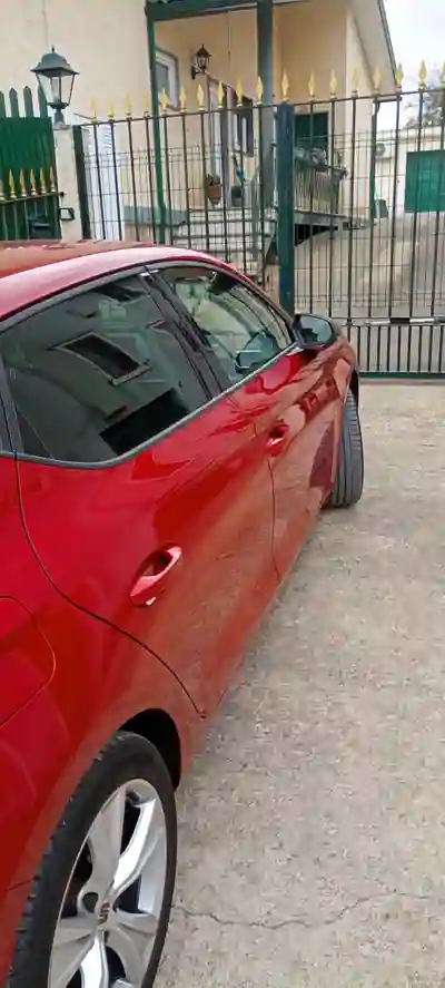SEAT Leon 2023 — foto 4 de 9
