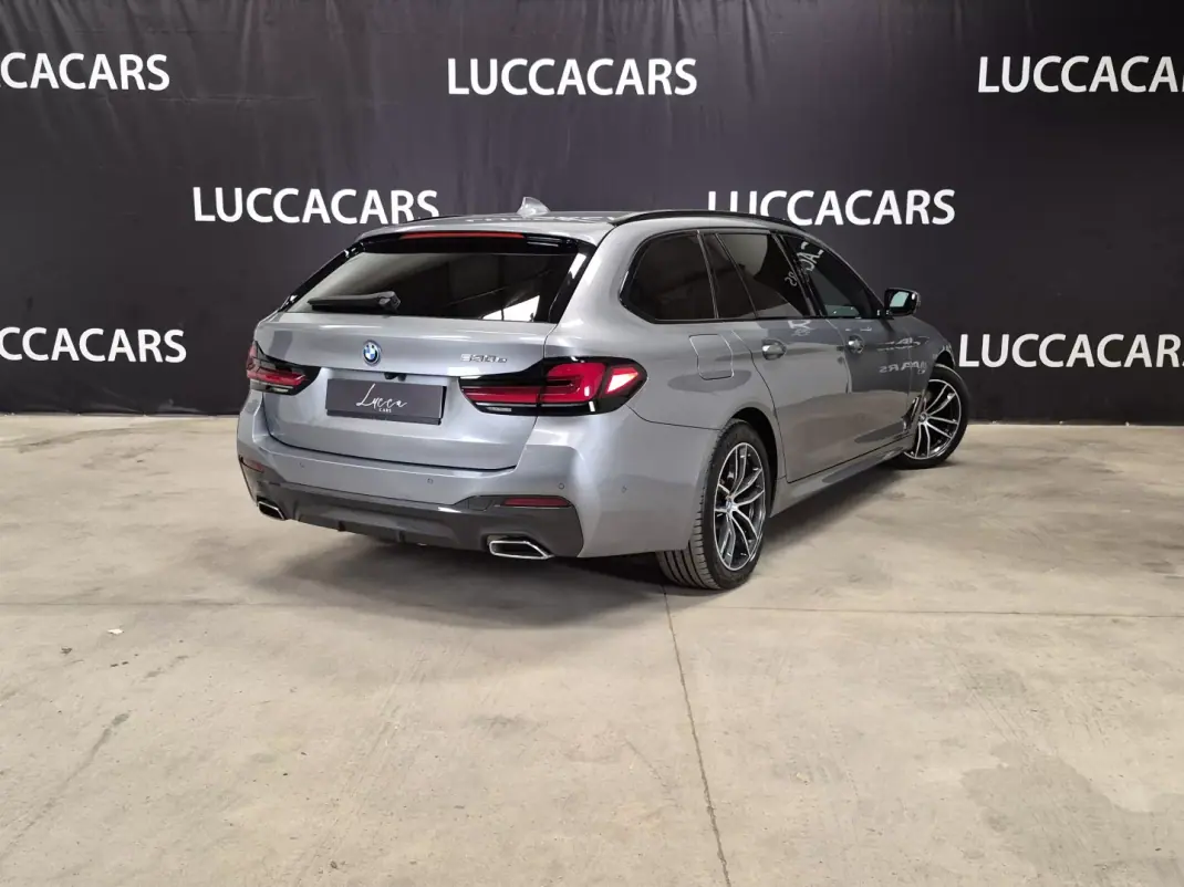 BMW 530e 2023 - 45990 EUR, 32272 km - AUTO.MOTO.pt - 32272km - foto 4 de 38
