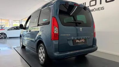 Peugeot Partner 2011 - 9990 EUR, 165710 km - 165710km - foto 6 de 21