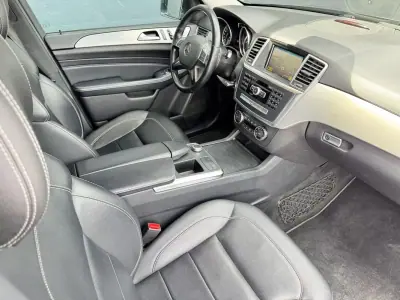 Mercedes-Benz ML 250 2012 - 24850 EUR, 179926 km - AUTO.MOTO.pt - 179926km - foto 19 de 31