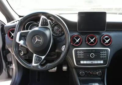 Mercedes-Benz A 45 AMG 2017 - 32990 EUR, 144000 km - AUTO.MOTO.pt - 144000km - foto 24 de 40