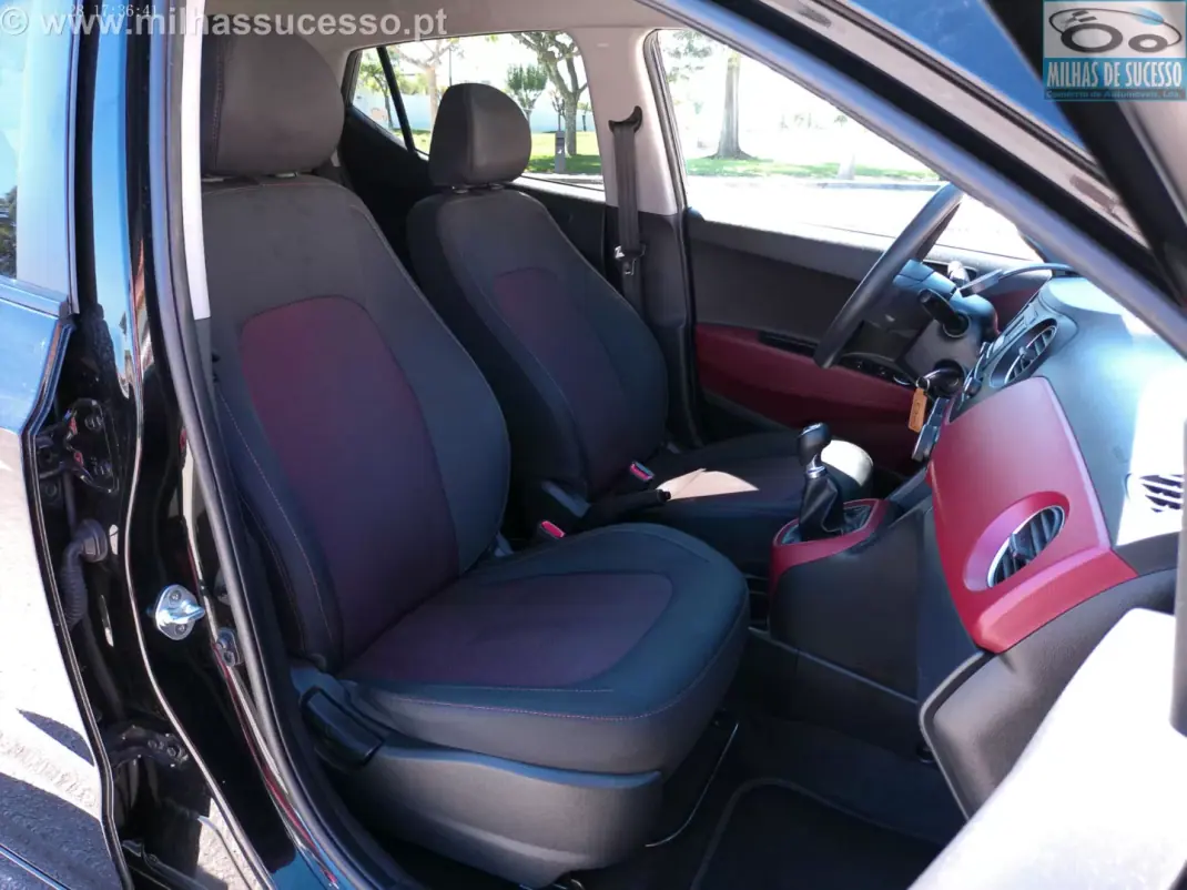 Hyundai i10 2018 - 8500 EUR, 132000 km - 132000km - foto 18 de 22