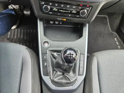 SEAT Arona 2018 - 15500 EUR, 115150 km - AUTO.MOTO.pt - 115150km - foto 44 de 51