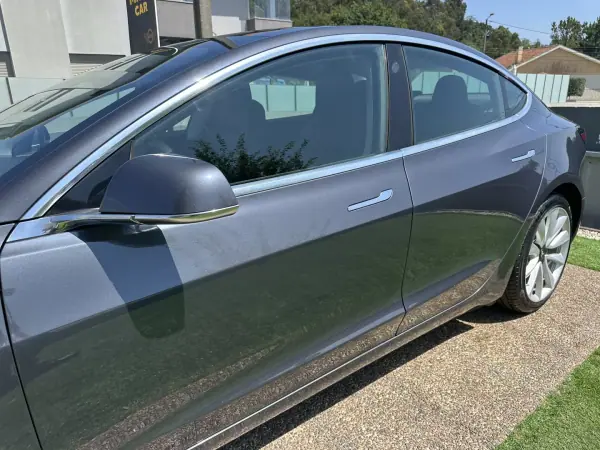 Tesla Model 3 2019 - 21900 EUR, 86000 km - AUTO.MOTO.pt - 86000km - foto 20 de 64