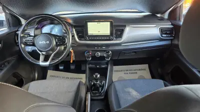 Kia Stonic 2024 - 16850 EUR, 46100 km - AUTO.MOTO.pt - 46100km - foto 19 de 25