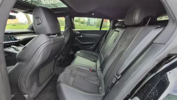 Peugeot 508 SW 2022 - 41480 EUR, 50000 km - AUTO.MOTO.pt - 50000km - foto 16 de 40