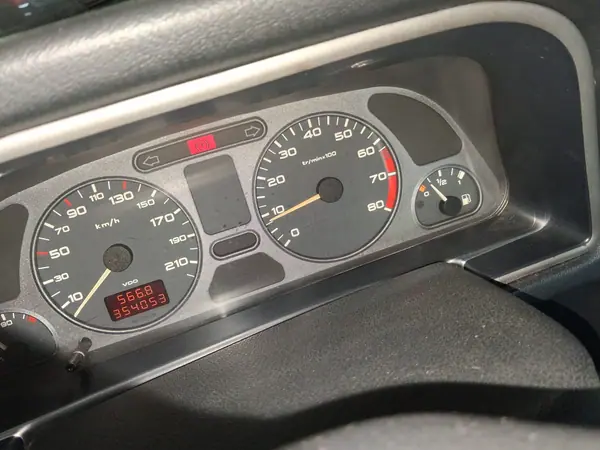 Peugeot 306 2001 - 1000 EUR, 354053 km - AUTO.MOTO.pt - 354053km - foto 5 de 7