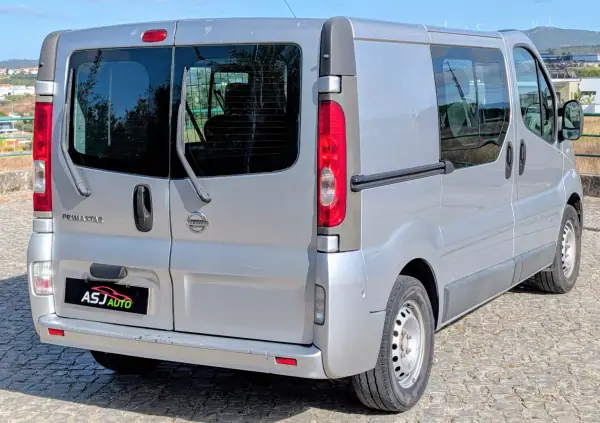 Nissan Primastar 2008 - 4900 EUR, 500000 km - AUTO.MOTO.pt - 500000km - foto 9 de 18