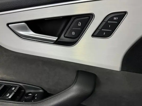 Audi Q8 2019 - 60000 EUR, 180000 km - AUTO.MOTO.pt - 180000km - foto 21 de 36
