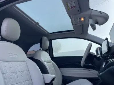 Fiat 500e 2022 - 17995 EUR, 18338 km - AUTO.MOTO.pt - 18338km - foto 5 de 45