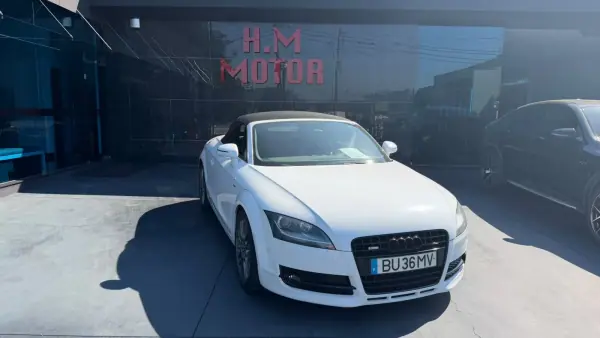 Audi TT Roadster 2.0 TFSi S-line 2007 Gasolina — 130 000 km Audi TT Roadster 2.0 TFSi S-line 2007 Gasolina