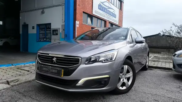 Peugeot 508 SW 2015 - 9900 EUR, 240000 km - AUTO.MOTO.pt - 240000km - foto 10 de 17