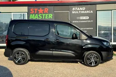 Toyota Proace 2023 - 15750 EUR, 51075 km - AUTO.MOTO.pt - 51075km - foto 5 de 17