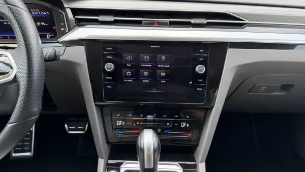 Volkswagen Arteon Shooting Brake 2022 - 24999 EUR, 171121 km - AUTO.MOTO.pt - 171121km - foto 25 de 33