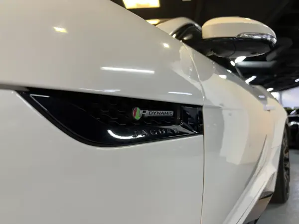 Jaguar F-Type 2019 - 47990 EUR, 45000 km - AUTO.MOTO.pt - 45000km - foto 41 de 47