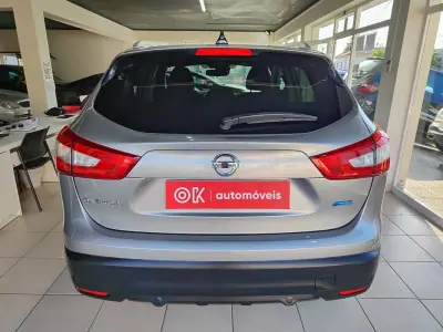 Nissan Qashqai 2015 - 14350 EUR, 98000 km - AUTO.MOTO.pt - 98000km - foto 9 de 38