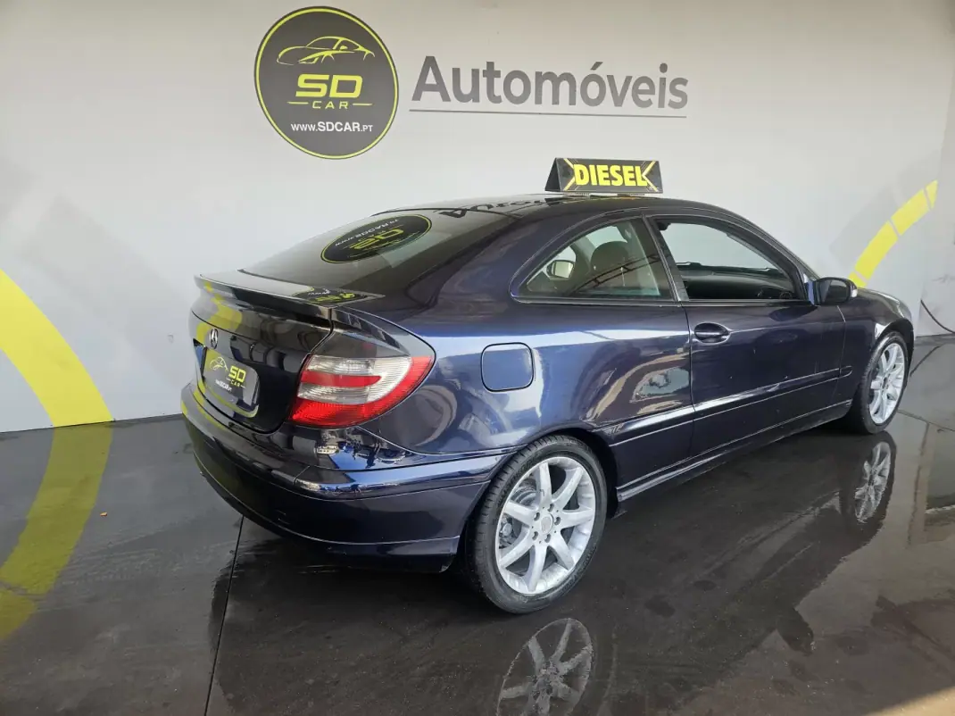 Mercedes-Benz C 220 2001 - 3750 EUR, 340000 km - 340000km - foto 3 de 7