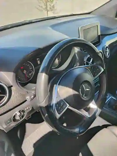 Mercedes-Benz B 180 2016 - 13500 EUR, 168000 km - 168000km - foto 4 de 14