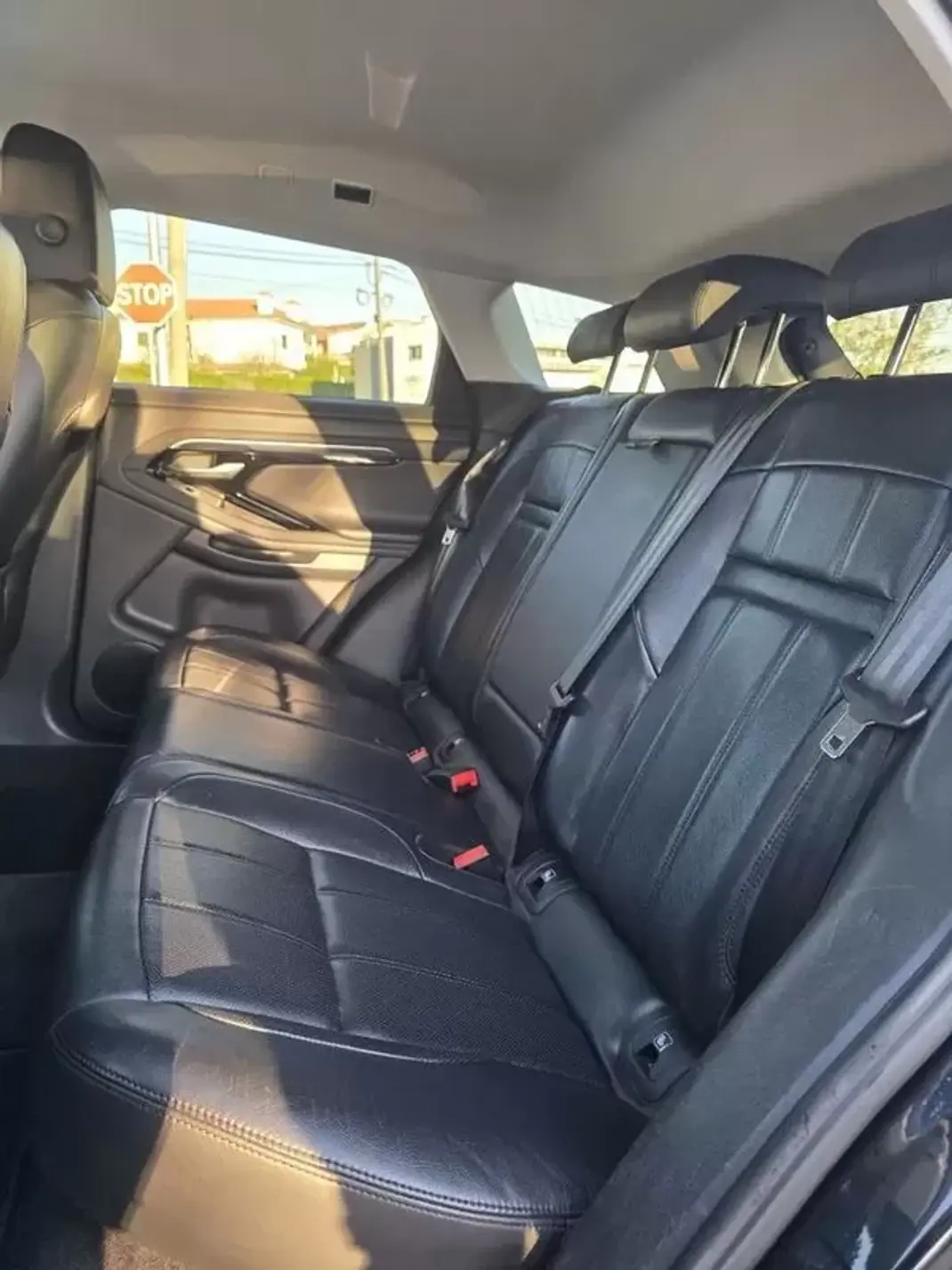 Land Rover Range Rover Evoque 2020 - 32890 EUR, 152000 km - AUTO.MOTO.pt - 152000km - foto 11 de 38