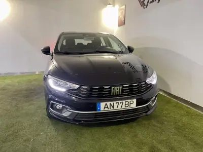 Fiat Tipo 2021 - 11700 EUR, 141000 km - AUTO.MOTO.pt - 141000km - foto 4 de 34