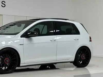 Volkswagen Golf 2013 - 19890 EUR, 186000 km - AUTO.MOTO.pt - 186000km - foto 4 de 44