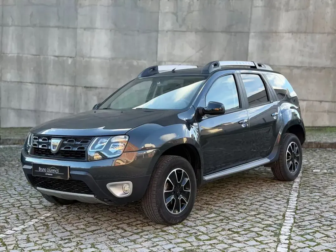 Dacia Duster 2018 - 12900 EUR, 131000 km - AUTO.MOTO.pt - 131000km - foto 3 de 31